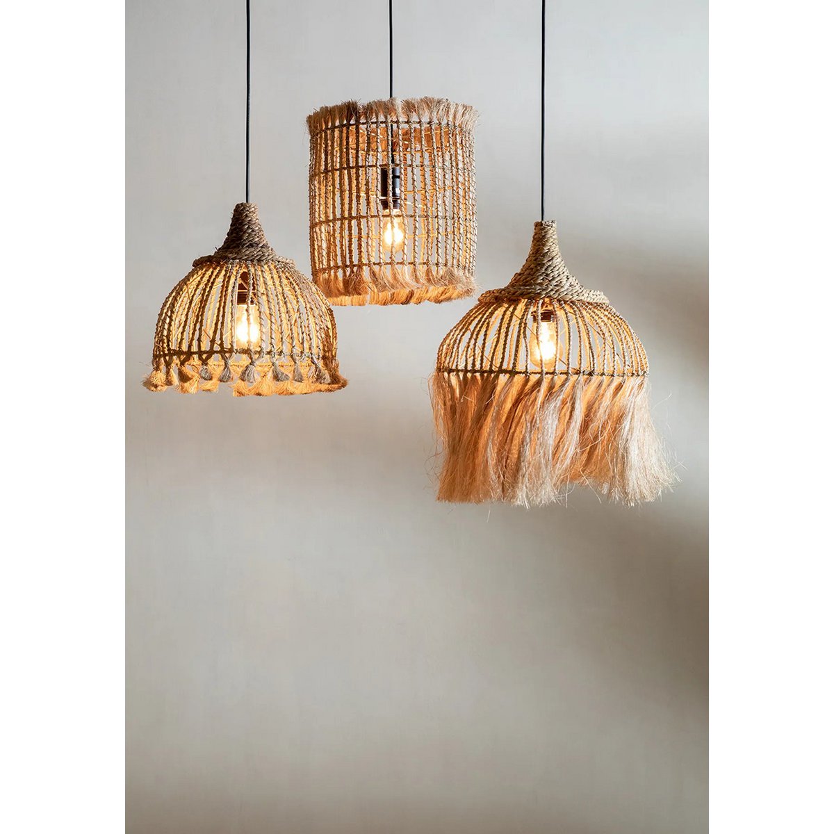 De Abaca Tassel Hanger - Naturel - S-Hanglampen-Bazar Bizar Living-Ik Hout ervan.