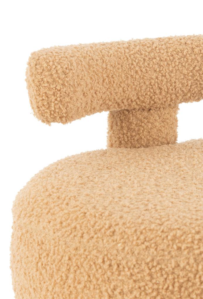 Ronde Boucle stoel Velvel Camel J-Line Stool Round With Chairback Velvet Camel Width 52 Height 49 Length 52 Weight 5.22 kg Collection Winter 2023 Colour Brown Material composition Sponge(30%),velvet(30%),mdf(40%) Seat height 28