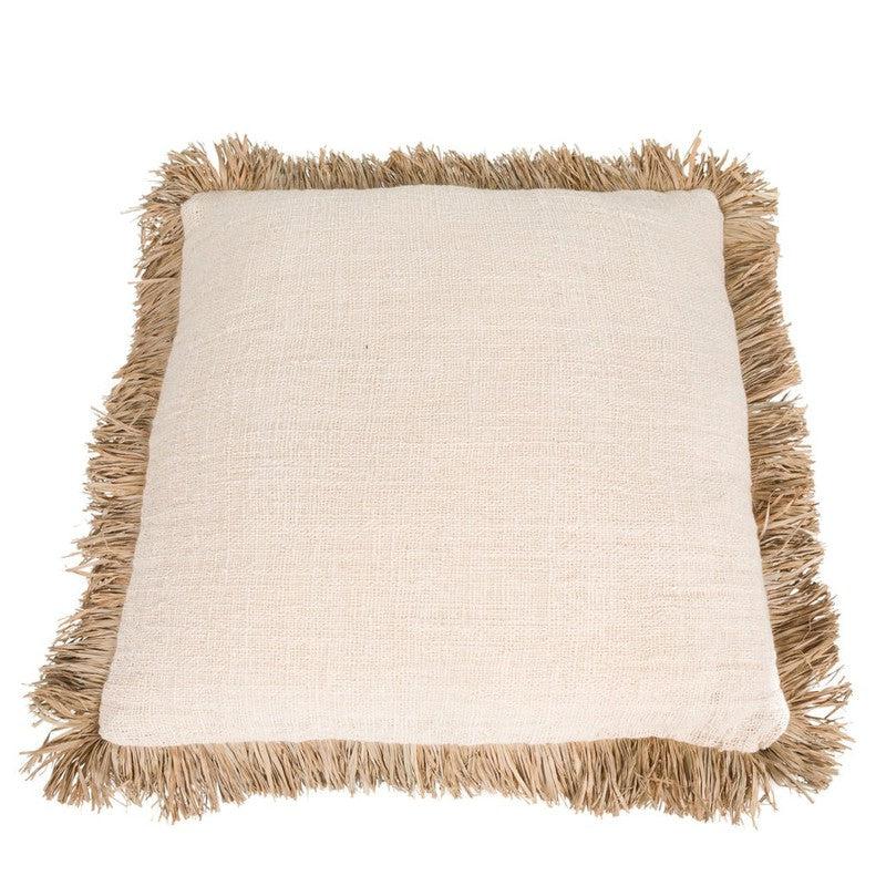 Kussenhoes van katoen met raffia franjes, De Saint Tropez, 60x60 cm, naturel wit. Perfect voor een boho interieur en buitenruimte.