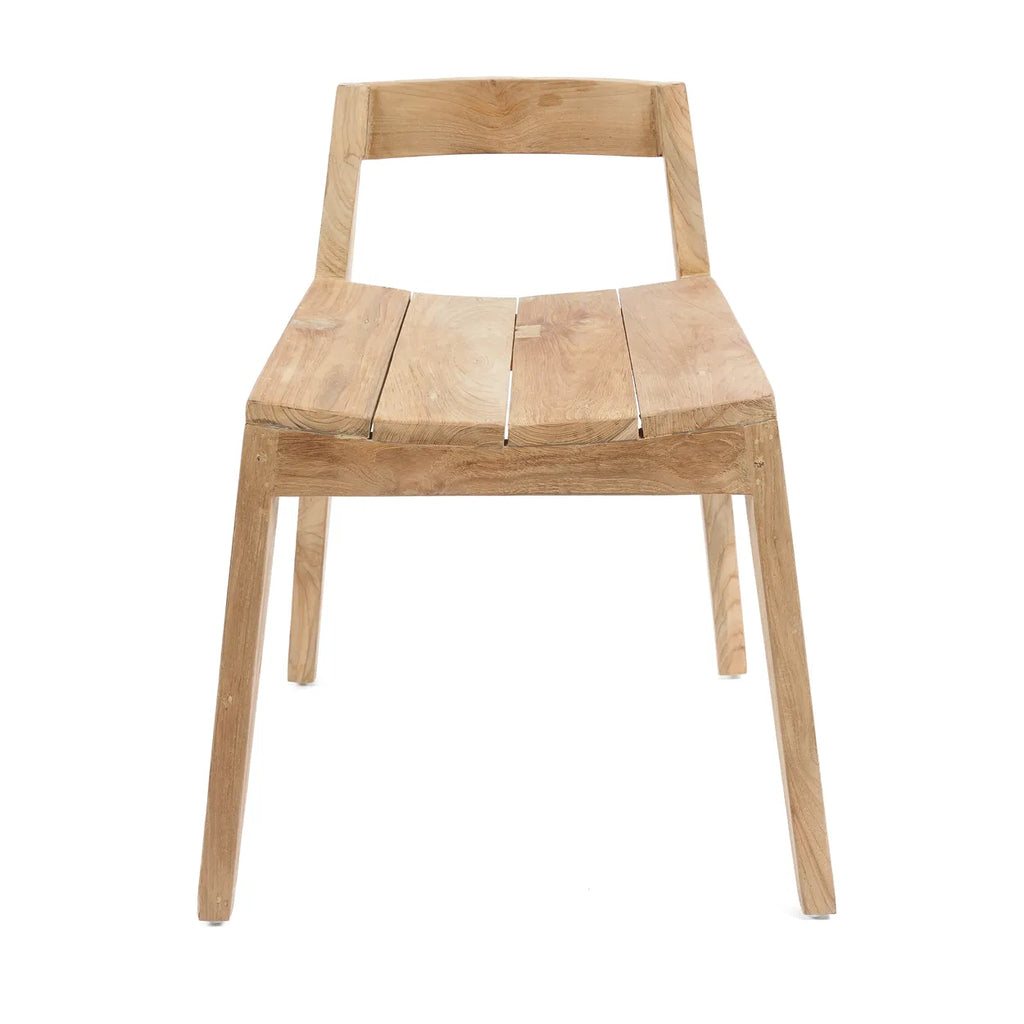 De Ydra Eetkamerstoel - Naturel - Buiten Bazar Bizar De Ydra eetkamerstoel is pure klasse! Het high-end ontwerp heeft een verlaagde rugleuning, rechte lijnen en een licht taps toelopende vorm. Het hout dat voor deze stoel is gebruikt is zo milieuvriendeli